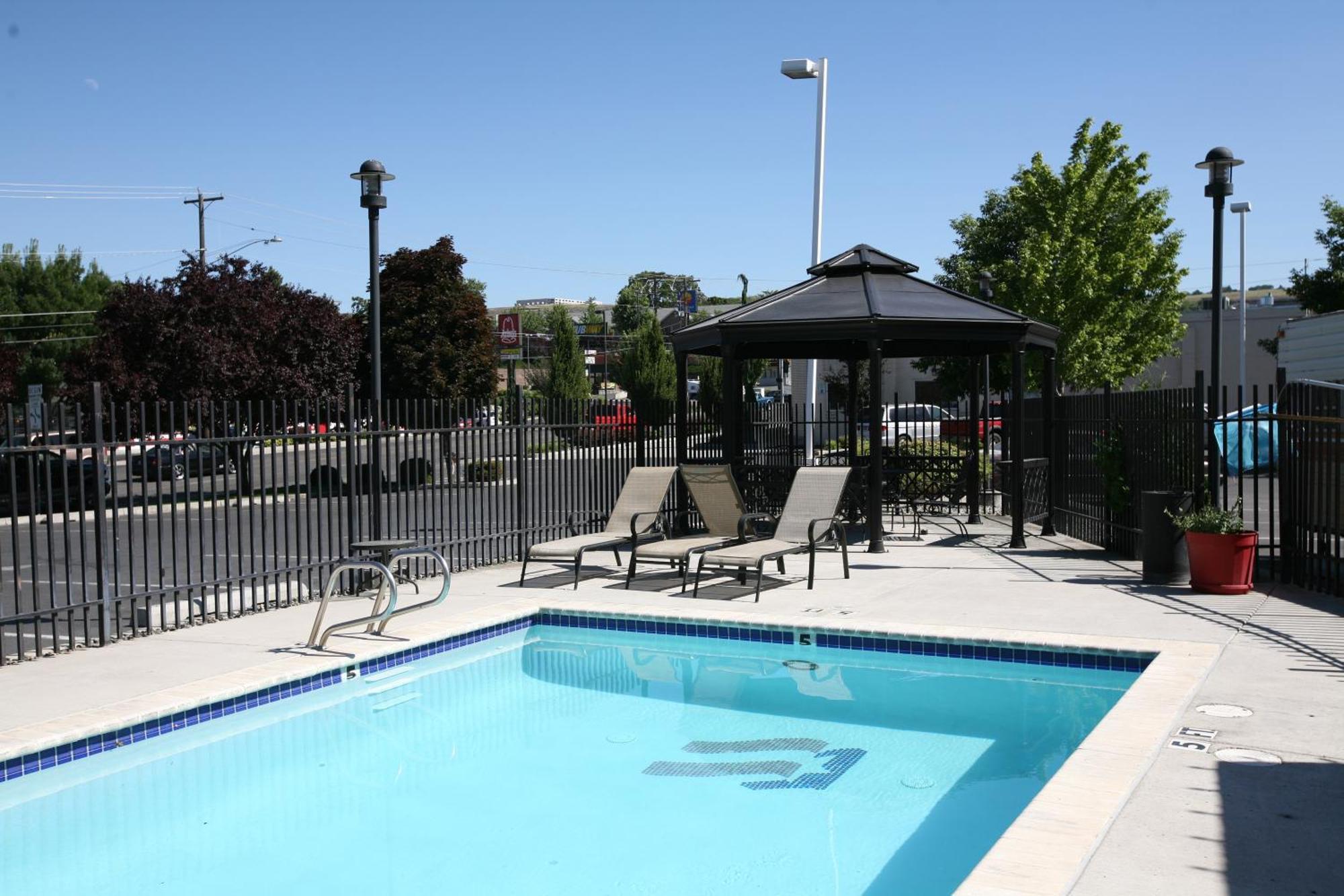 Inn America - Lewiston Exterior photo
